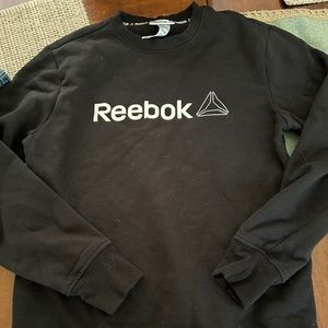 Men’s small sweater